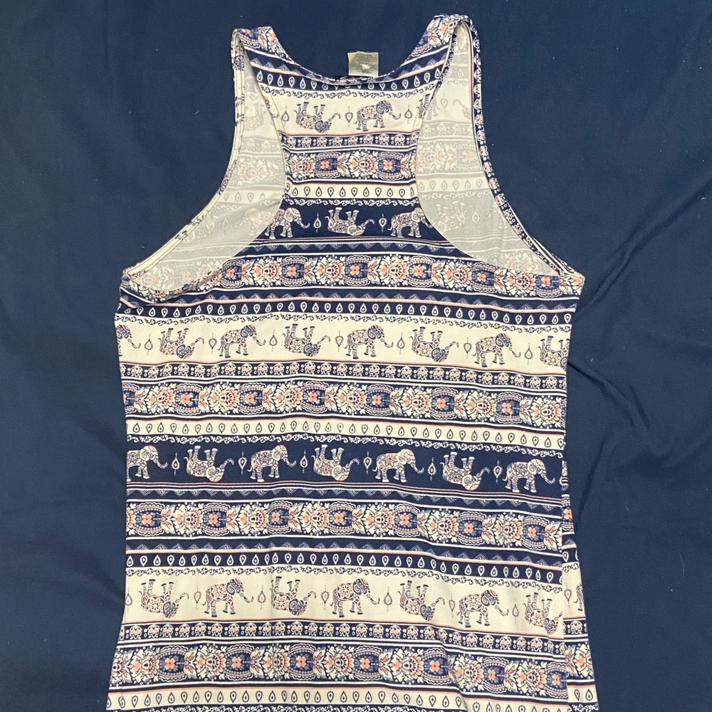 Short, elephant print dress - Picture 3 of 4